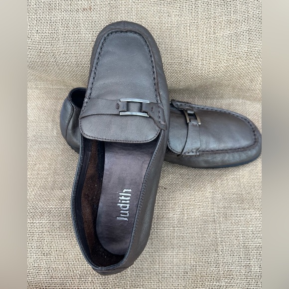 Judith Gray Green Metallic Loafers - Picture 4 of 9